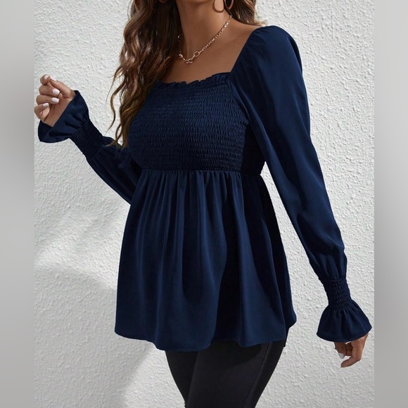 Maternity Ruched Long Sleeve Blouse Navy Size Large - Picture 2 of 5